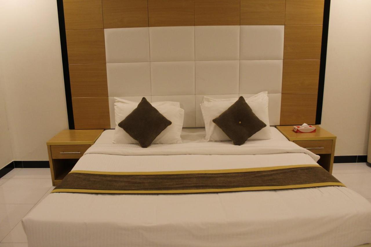 Asian Tower Al Ghurayfah Ngoại thất bức ảnh